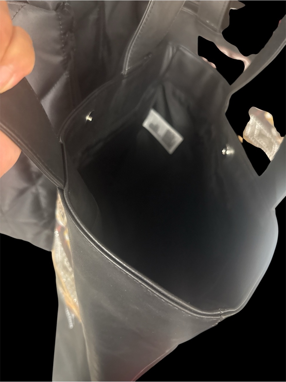 Classic Black Leather Tote Bag - Sleek Everyday Carry